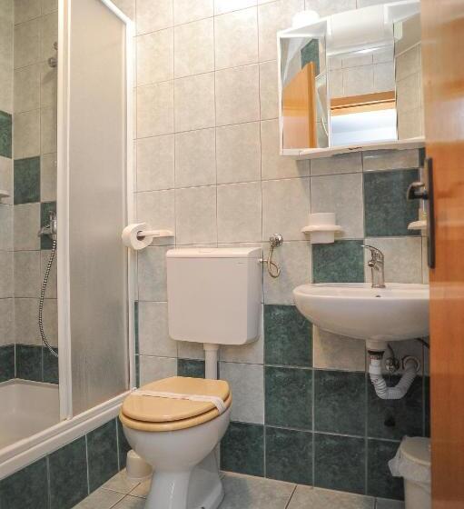شقة غرفة واحدة, Apartmani Vila Caska