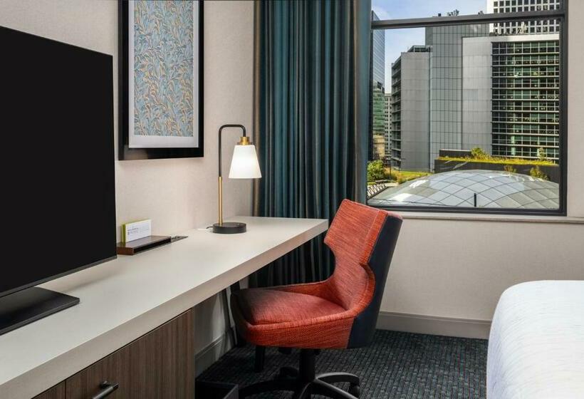Mozgáskorlátozott Deluxe Szoba, Hilton Garden Inn Chicago Central Loop