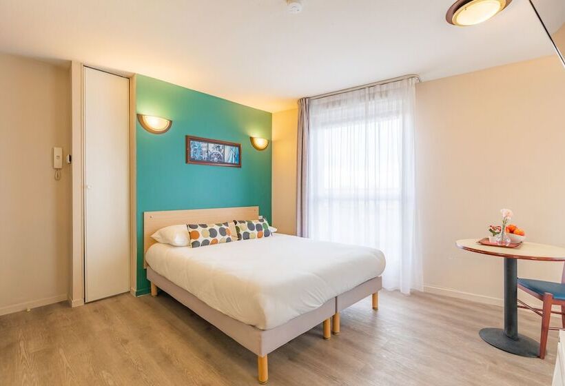 Студия Стандарт, Appart City Classic Lyon Villeurbanne