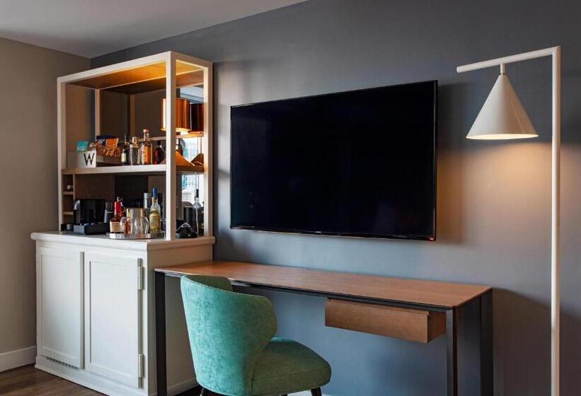 Quarto Estandar Cama King, W Boston