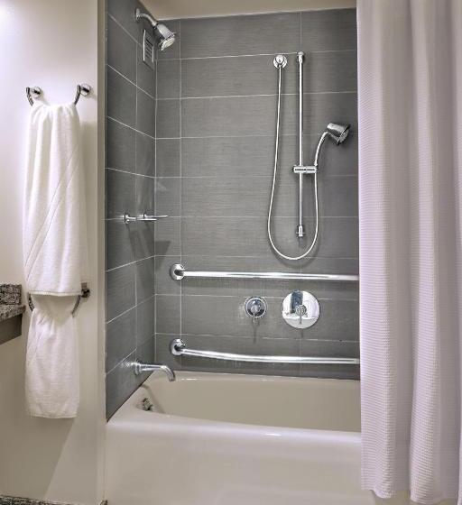 Quarto Estandar, W Boston