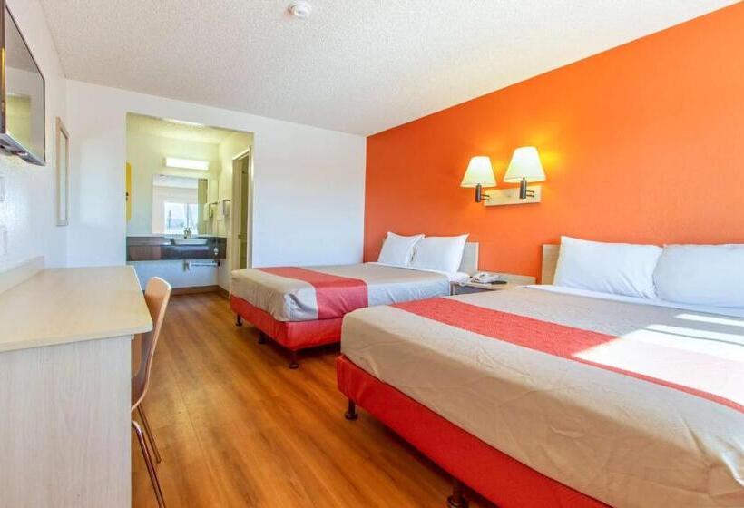Четырехместный Номер Стандарт, Motel 6 Phoenix, Az  Airport  24th Street