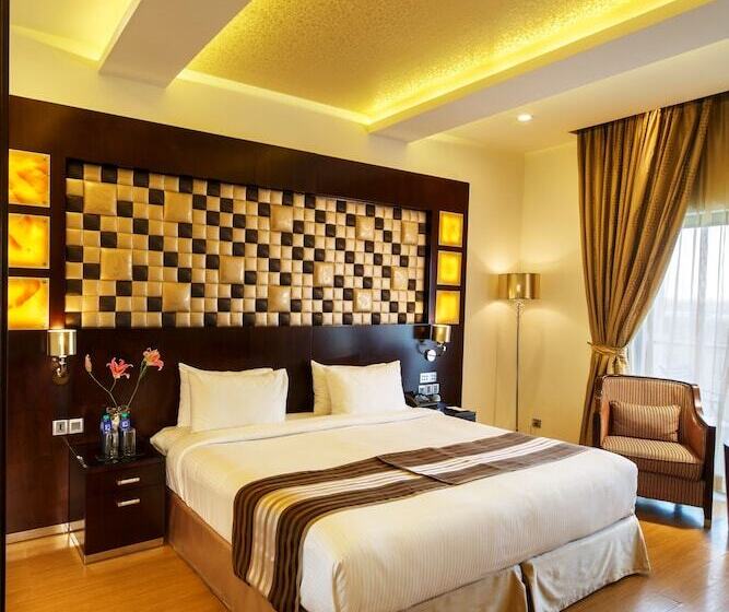 Номер Deluxe, Clarks Exotica Convention, Resort & Spa