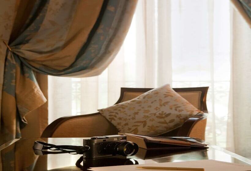سوییت جونیور, Royal Hotel Oran   Mgallery Hotel Collection