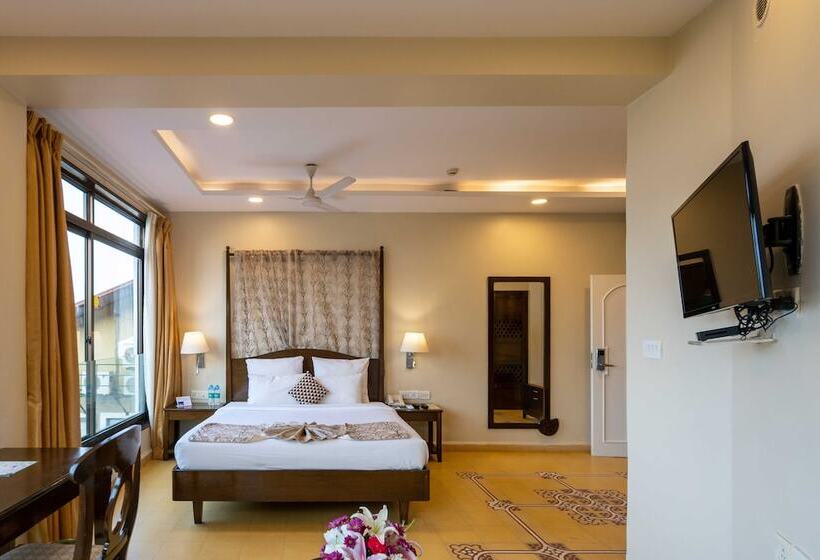 高级江景房, The Crown Goa