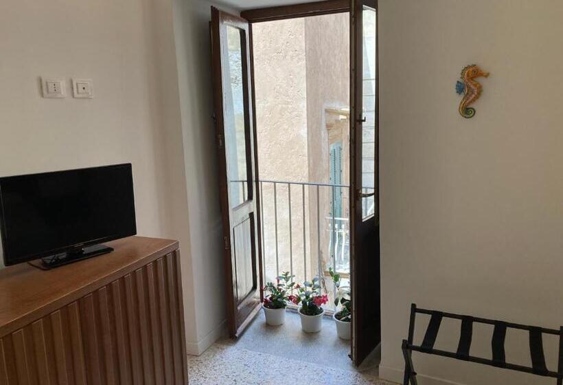 标准间, Guest House Scilla E Cariddi