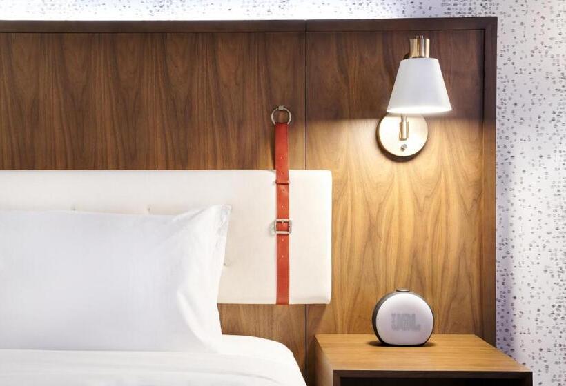 اتاق استاندارد با تخت بزرگ برای معلولان, Hyatt Centric Downtown Denver