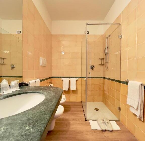 اتاق لوکس با چشم‌انداز دریاچه, Villa Maria Au Lac   Estella Hotels Italia