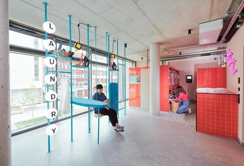 Студия Стандарт, Basecamp Hotel Dortmund