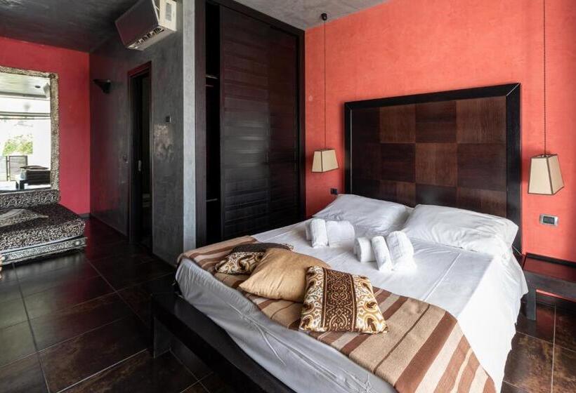 Standard Kolmen Hengen Huone, Amareclub Baia Dei Turchi Resort   Adults Only