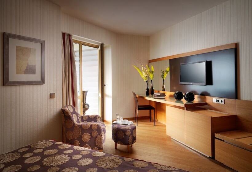 수피리어 룸, Divani Escape
