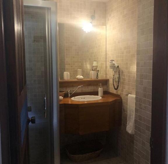 Люкс Повышенной Комфортности, El Vino Hotel & Suites
