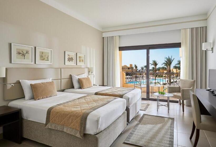 اتاق سوپریور با چشم‌انداز باغ, Jaz Samaya Resort