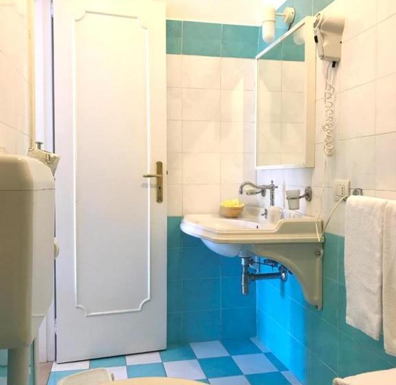 Семейный Номер, La Reginella Capri