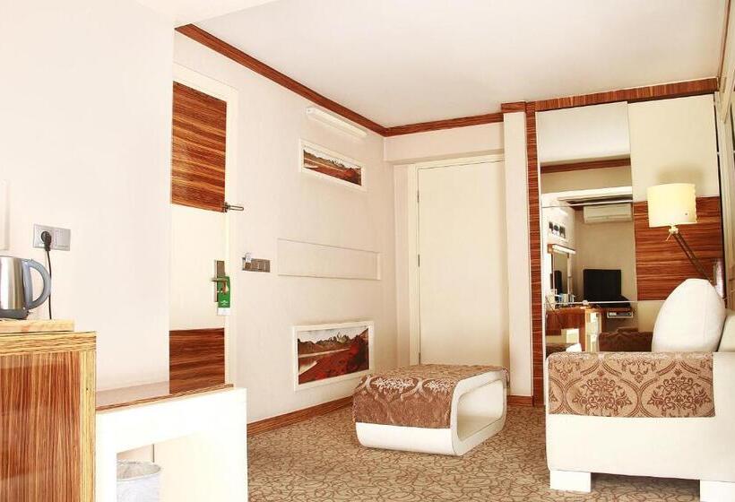 سوییت اجرایی, Oglakcioglu Park Boutique