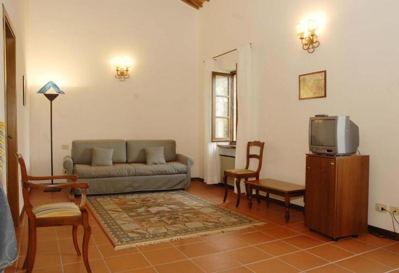 Полулюкс, Relais Borgo Di Toiano