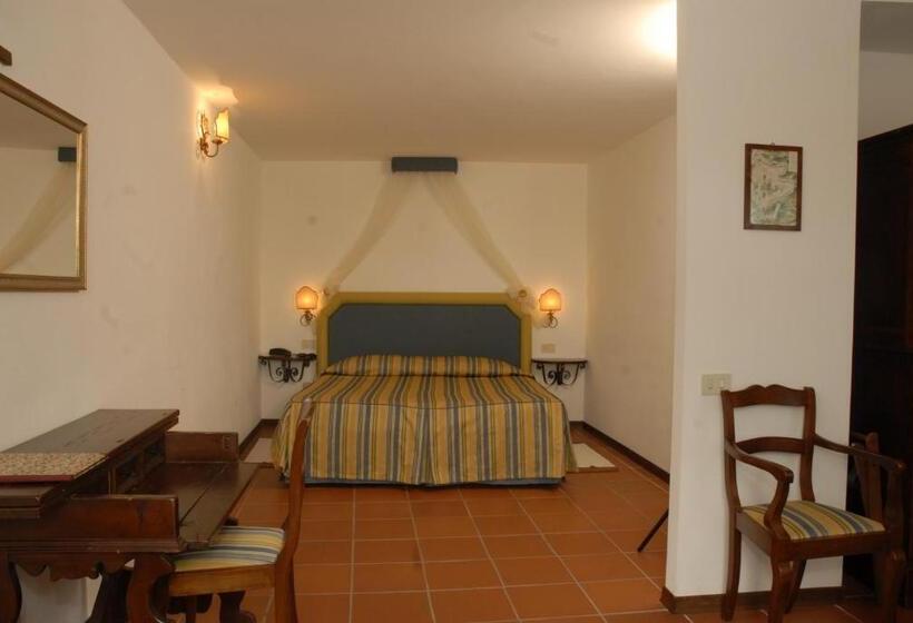 Полулюкс, Relais Borgo Di Toiano