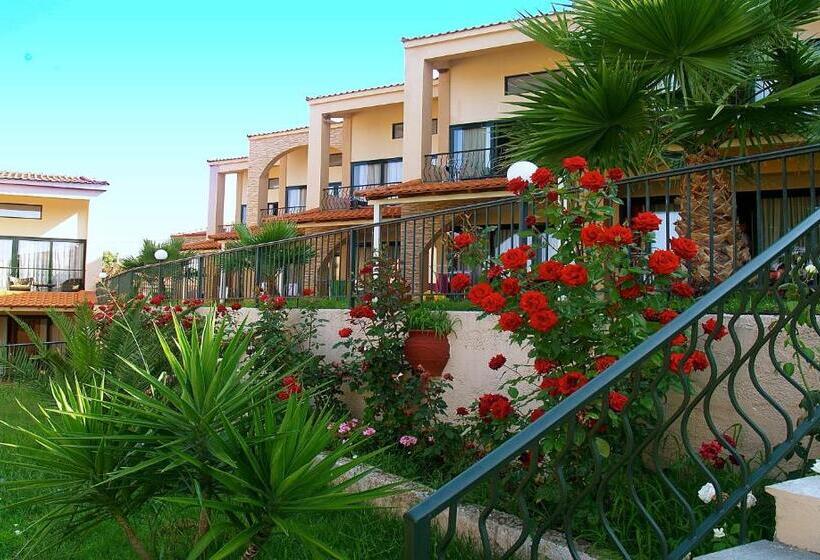 Трехместный Номер Deluxe, Village Mare