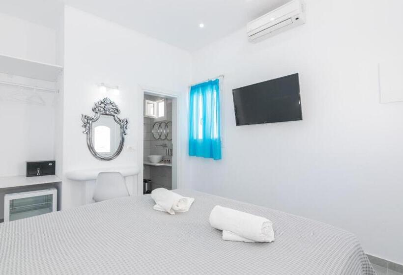 Chambre Supérieure, Carlos Pension