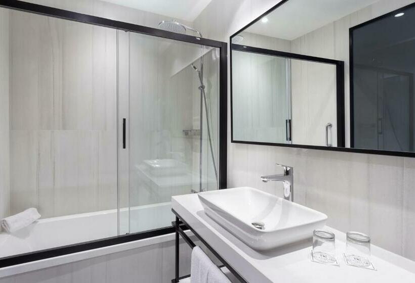 سوئیت جونیور با تراس, Eurostars Guadalquivir