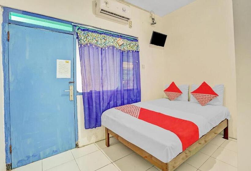 Номер Стандарт, Oyo 90523 Homestay Jenggolo