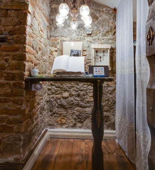 Standard room with outdoor bath, Il Giardino Di Chiara