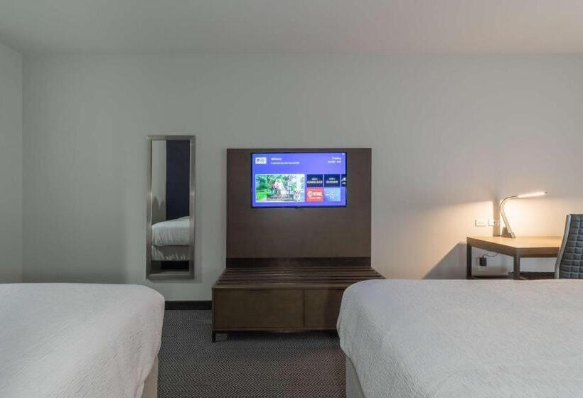 חדר סטנדרט מותאם לאדם עם מוגבלויות, Best Western Plus Tacoma