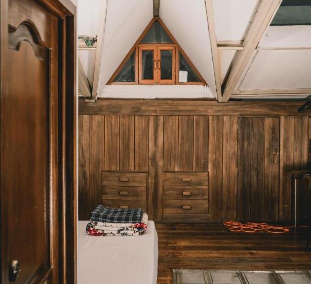 공동 객실, Wild Incas Hostel