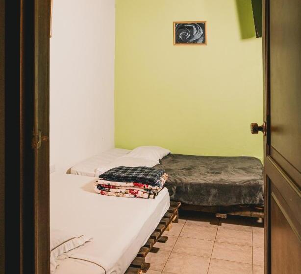 스탠다드 룸, Wild Incas Hostel