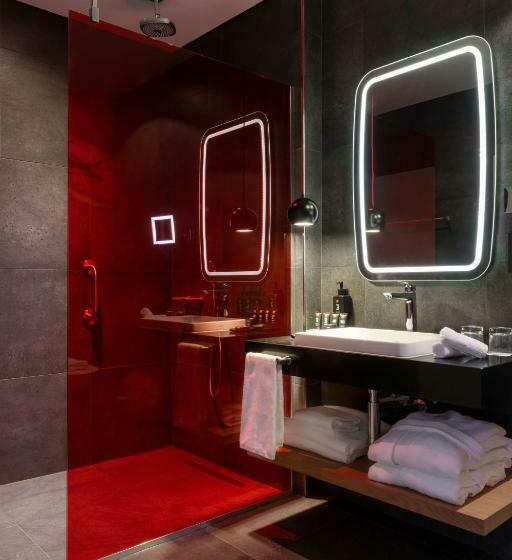 스탠다드 룸, Radisson Red Hotel Johannesburg Rosebank