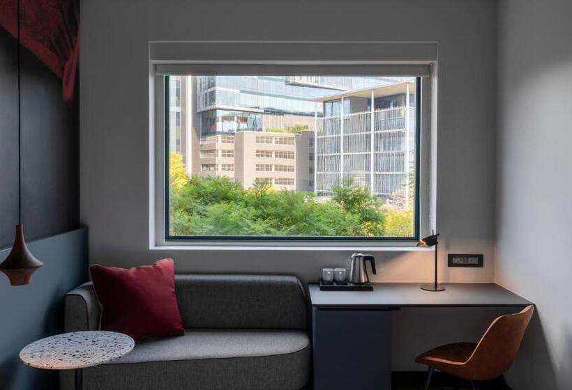스탠다드 룸, Radisson Red Hotel Johannesburg Rosebank