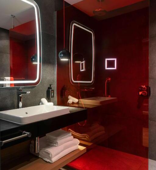 프리미엄 스위트, Radisson Red Hotel Johannesburg Rosebank