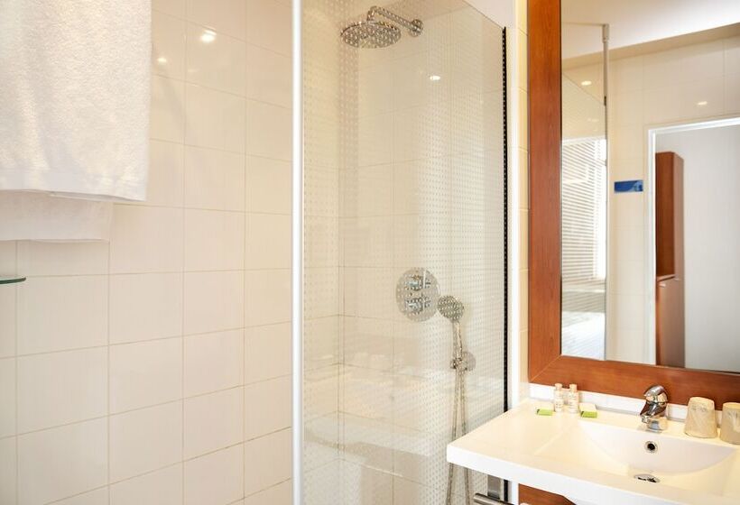 Номер Комфорт, Best Western Plus Hôtel Colbert