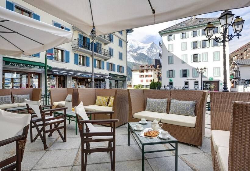 リバービュースタンダードルーム, Grand Hôtel Des Alpes