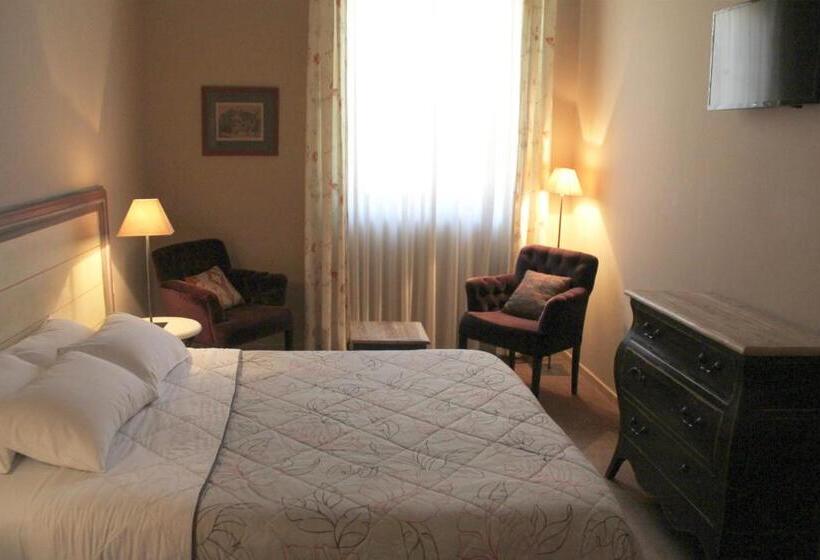 سوییت جونیور, Hôtel De L Amphithéâtre