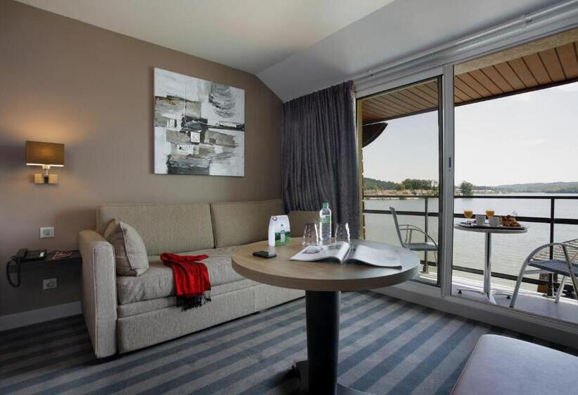 غرفة قياسية مطلّة علي البحيرة, Hôtel Du Golf De L Ailette, The Originals Relais