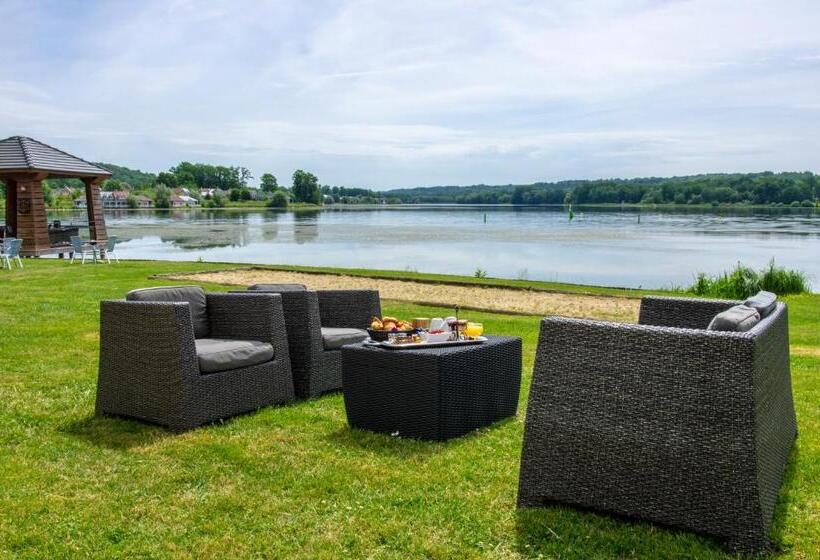 غرفة قياسية مطلّة علي البحيرة, Hôtel Du Golf De L Ailette, The Originals Relais