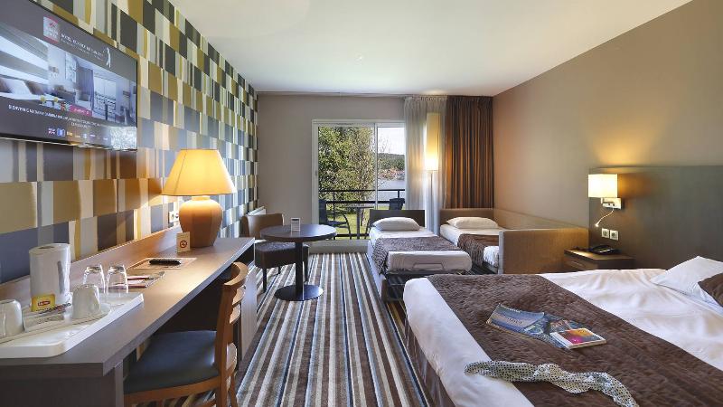 Семейный Номер, Hôtel Du Golf De L Ailette, The Originals Relais