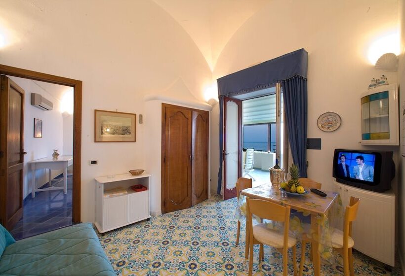 Апартаменты 1 Спальня Вид на Море, La Caravella Di Positano   Relais & Beach
