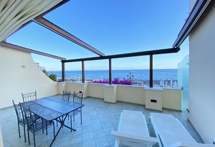 Люкс Вид на Море, La Caravella Di Positano   Relais & Beach