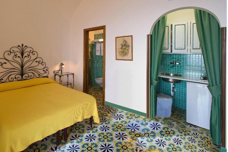 Номер Стандарт Вид на Море, La Caravella Di Positano   Relais & Beach