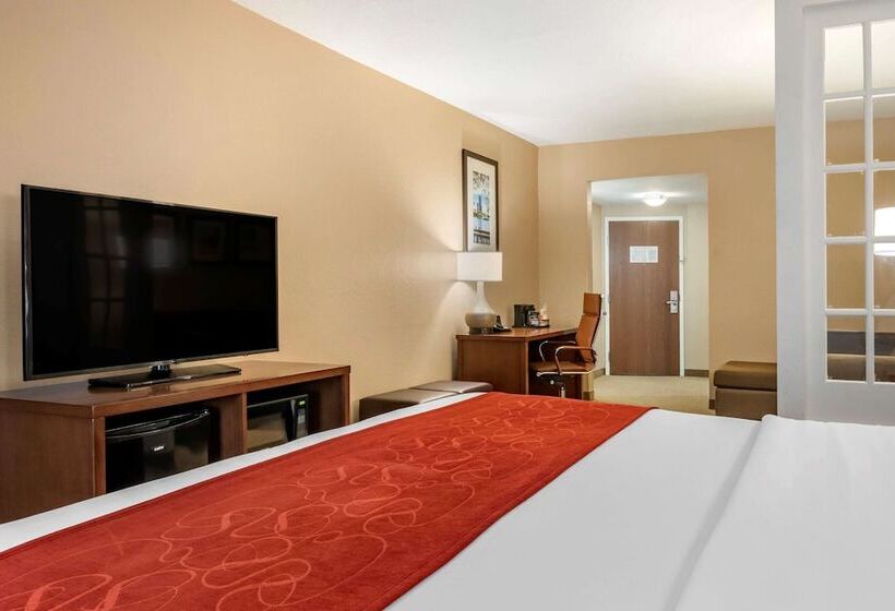 Люкс, Comfort Suites Orlando Airport