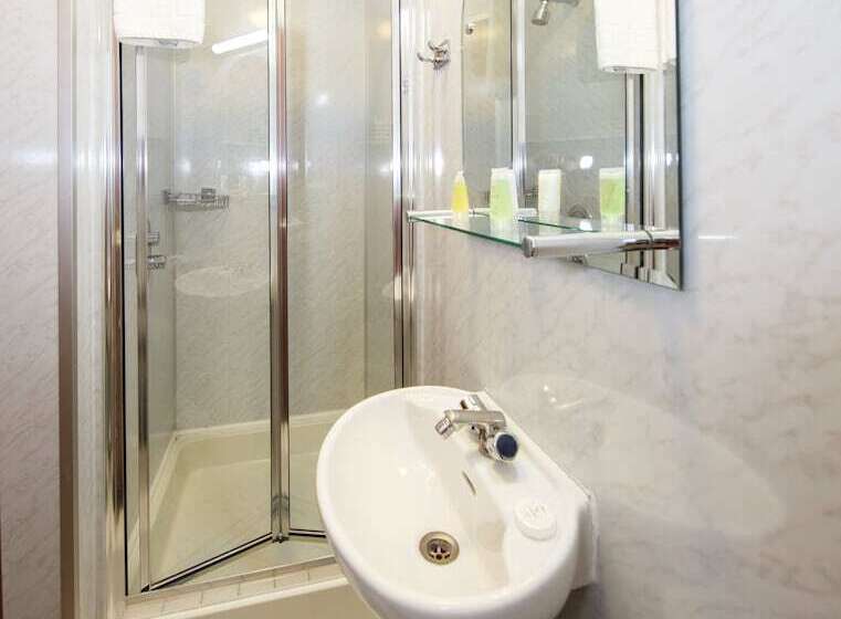 Семейный Номер, Regency House