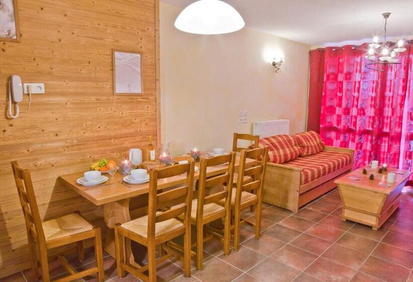 Апартаменты 5 спален, Résidence Les Balcons De La Rosière
