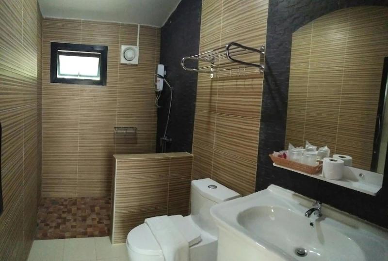 Кровать в Многоместном Номере с Общей Ванной, Tatamka Hostel