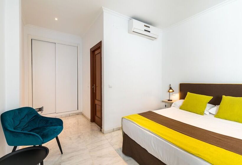 سوییت جونیور, Cool Sevilla