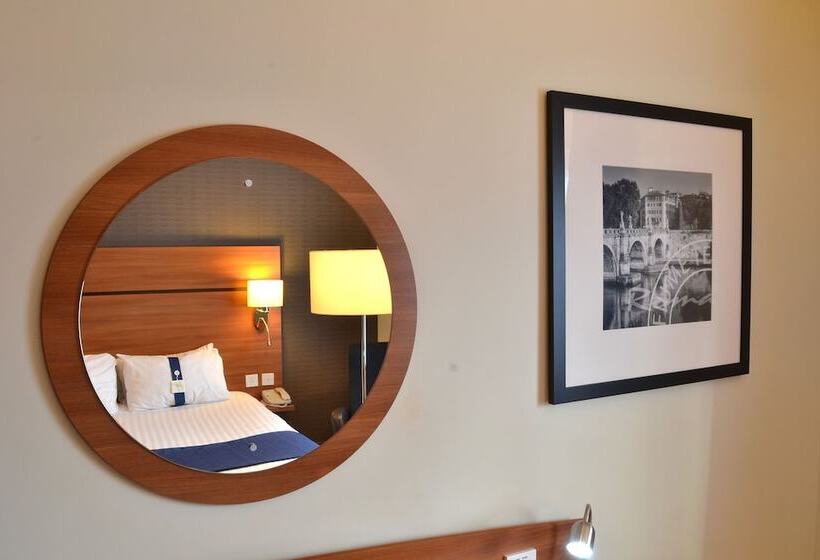 Номер Стандарт, Holiday Inn Express Braintree, An Ihg
