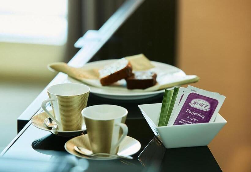 Номер Economy, Mitsui Garden Hotel Ginza Premier