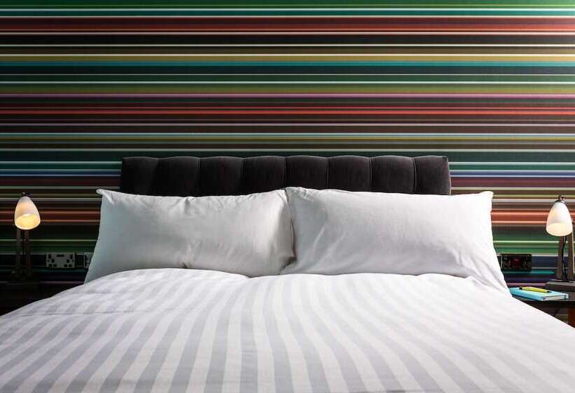 Номер Стандарт, Village Hotel Manchester Ashton