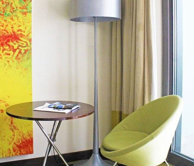 스탠다드 전망 룸, Radisson Blu Hotel, Abu Dhabi Yas Island